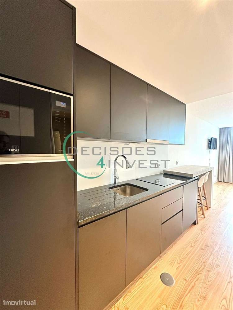 Apartamento T0 + T1 duplex com vista para a ria | Investimento junto à-20