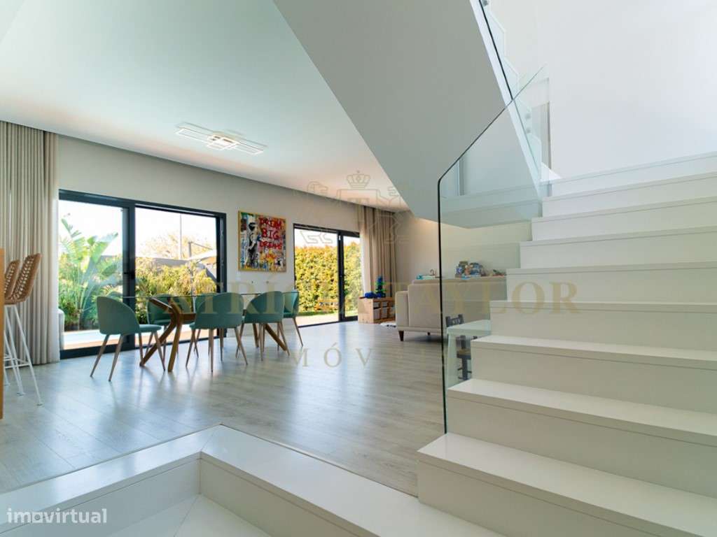 Moradia T3 a venda em Tires-18