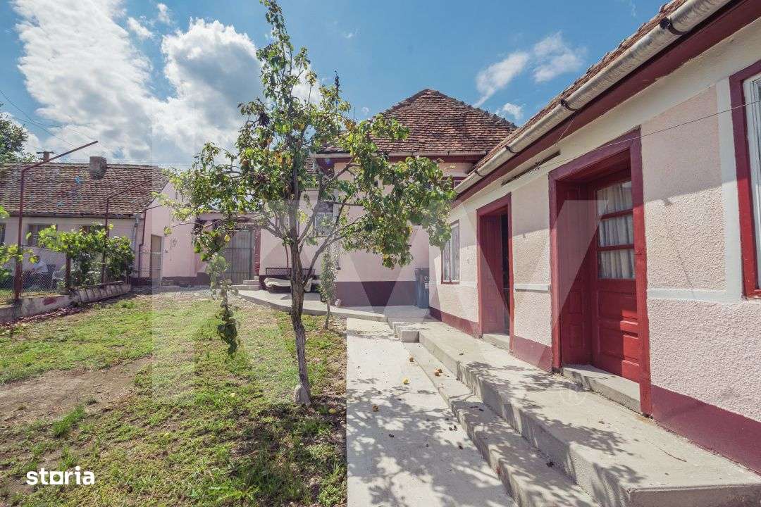 Casa cu vedere panoramica si teren generos in Alamor Jud. Sibiu - Imagine principală: 4/19