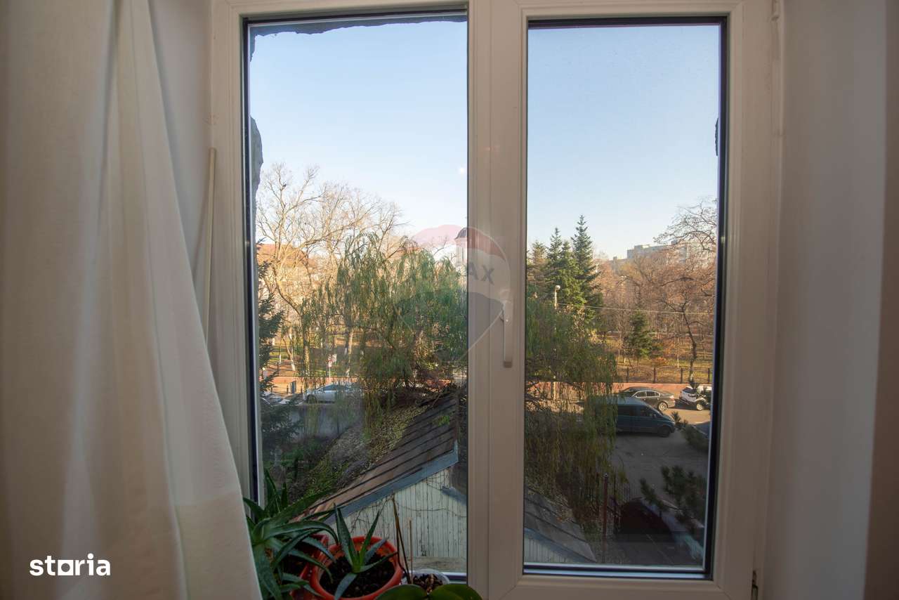 Apartament cu 2 camere de vanzare zona Turda Strada Stefan Stoika-19