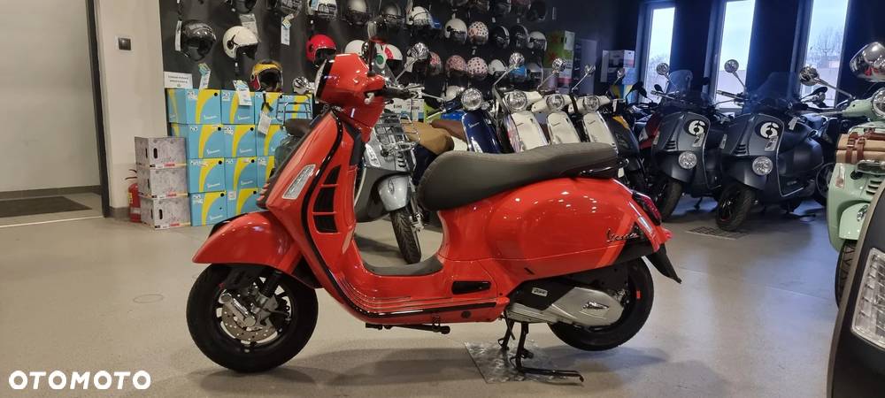 Vespa GTS - 3