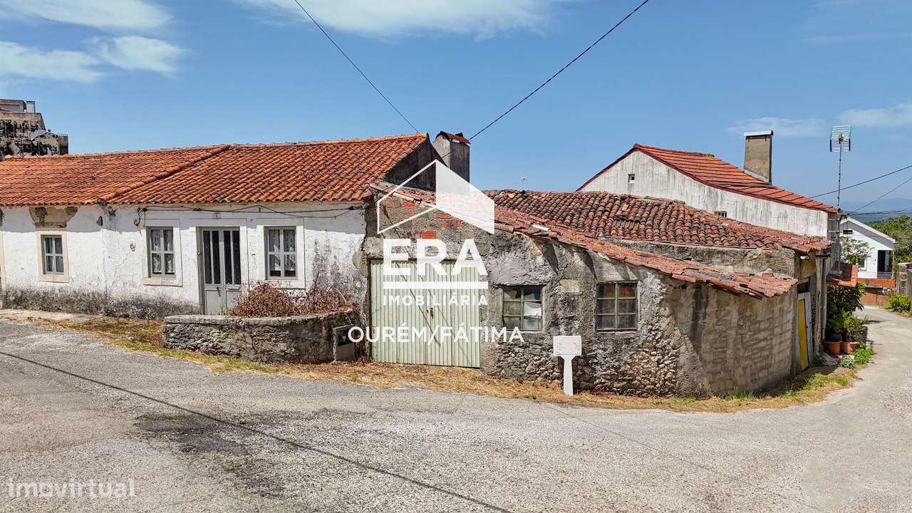 Moradia T3 para reconstrução em Vilar dos Prazeres-13