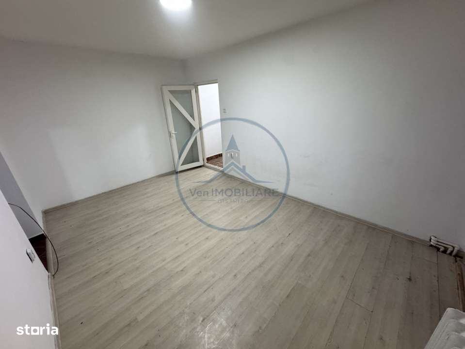 Apartament 3 camere, semidecomandat, 63,35 mp, BECLEAN - Imagine principală: 5/8