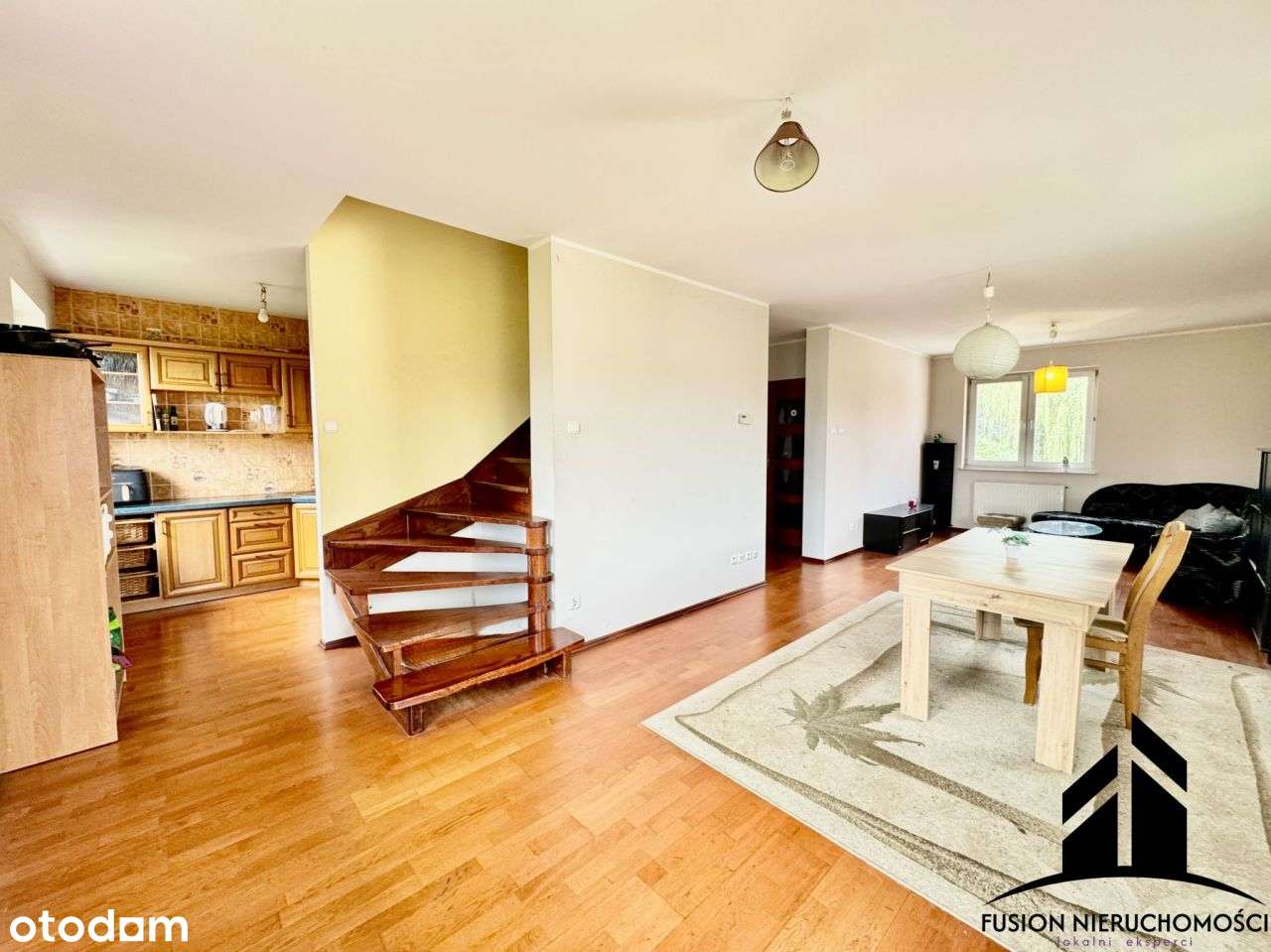 Przestronne mieszkanie dwupoziomowe | 93 m² | Rzes-7