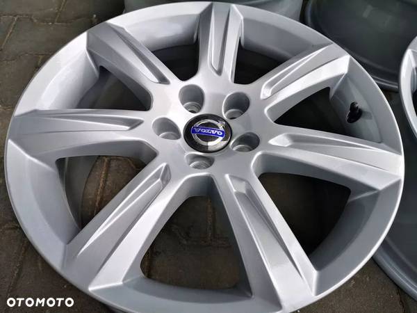 VOLVO cx60 s90 v90 s60 IDEALNE 17'' - 7