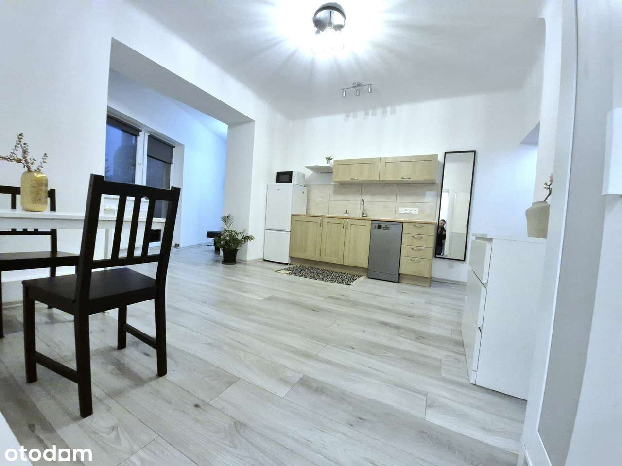 GROCHÓW / KAWALERKA / NOWE/ WYSOKIE / CZYNSZ-100 zł. - Pełny obrazek: 4/13