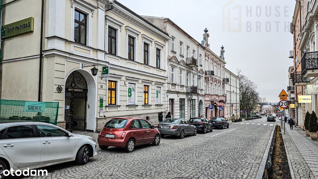 Lokale przy Starym Rynku z parkingiem do wynajęcia - Pełny obrazek: 1/15