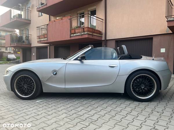 BMW Z4 2.5i - 6