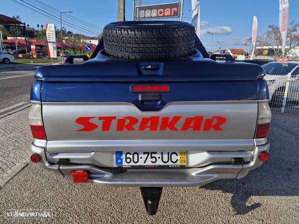 Mitsubishi L200 Strakar 4X4 2.5 Td Elegance - 9