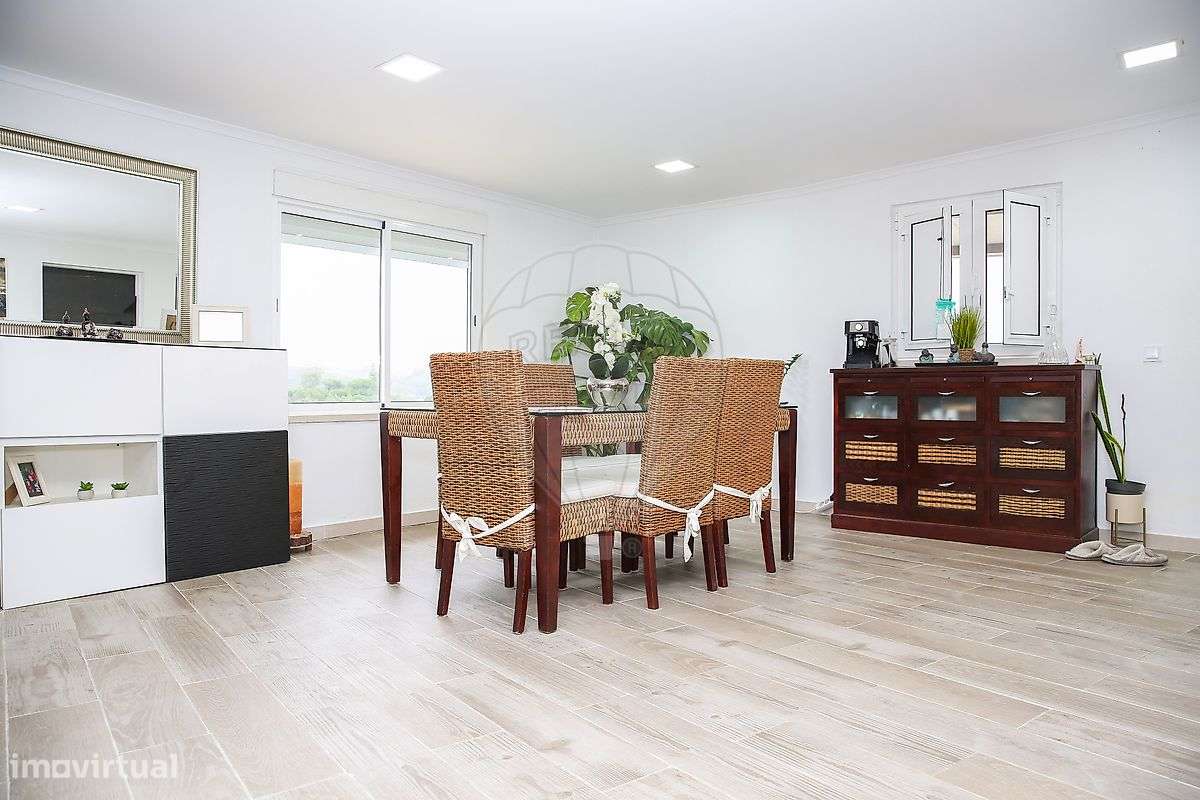 Moradia T4 para venda-3