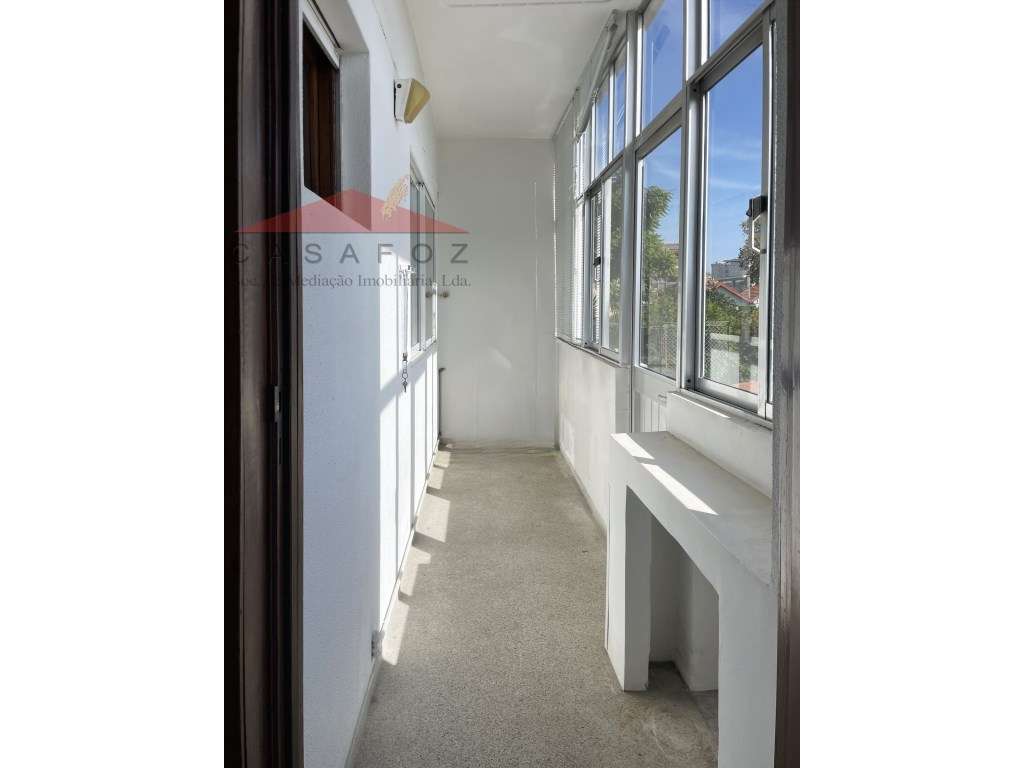 Venda Moradia T6 no Bairro dos Músicos-10