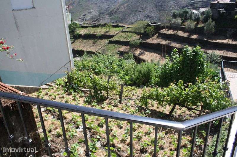 Vende-se Moradia em Aldeia - Grande imagem: 5/11