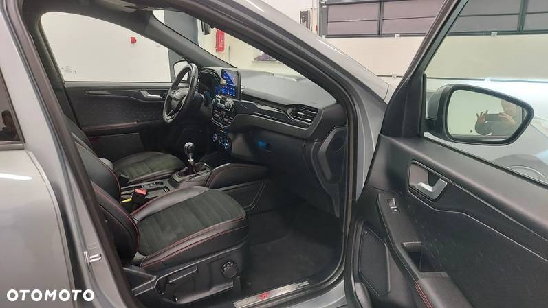 Ford Kuga 2.0 EcoBlue mHEV FWD ST-Line X - 8