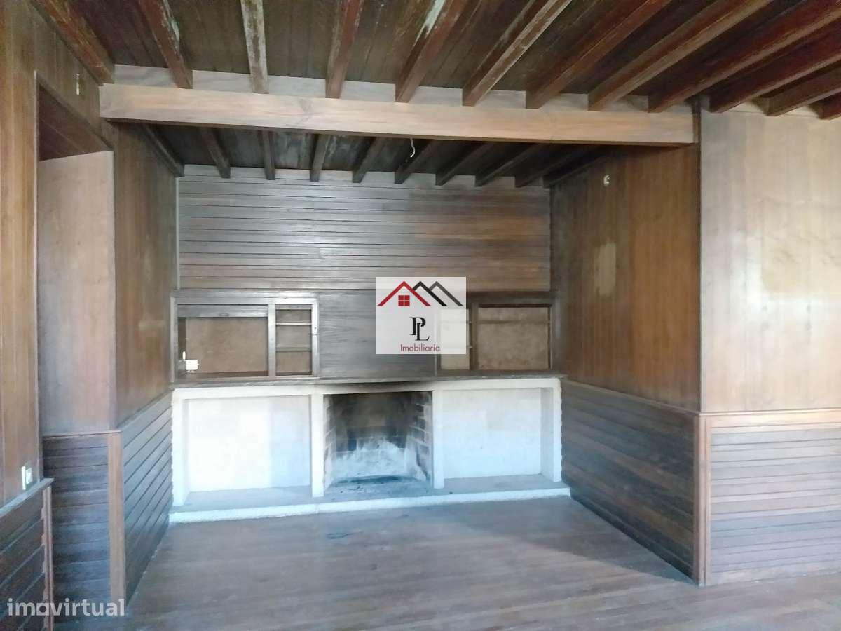 Moradia  T10 com Piscina e Logradouro (V823JB)-21