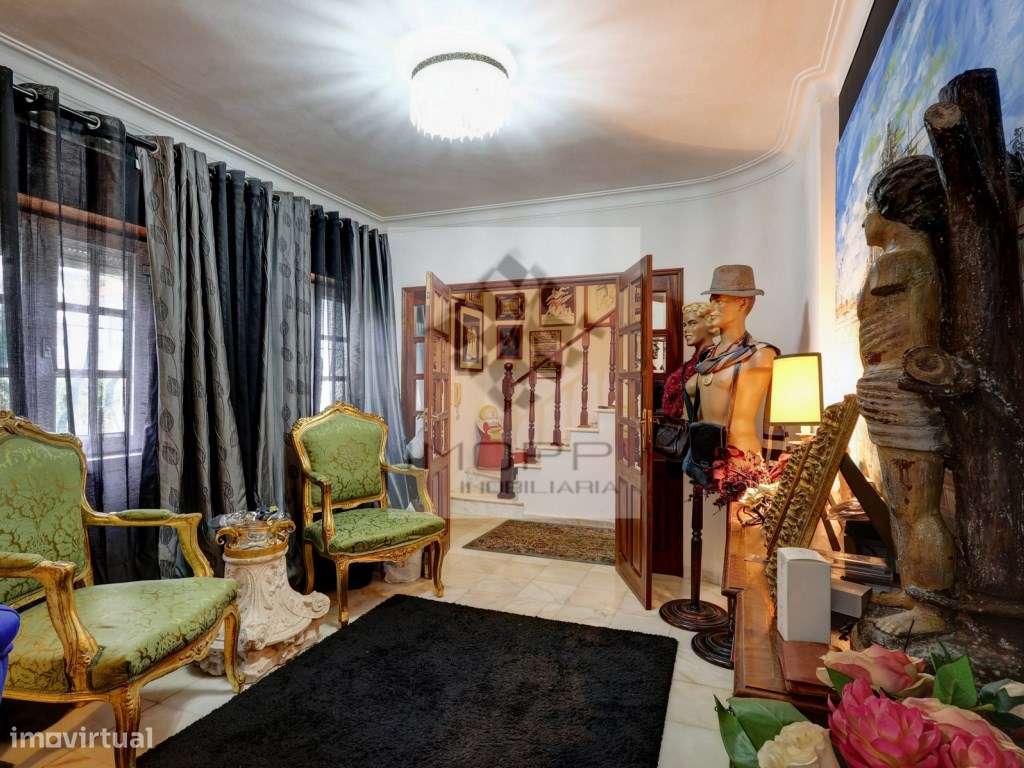 Esplêndida moradia T6 no Bairro da Encarnação - Lisboa - Grande imagem: 4/58