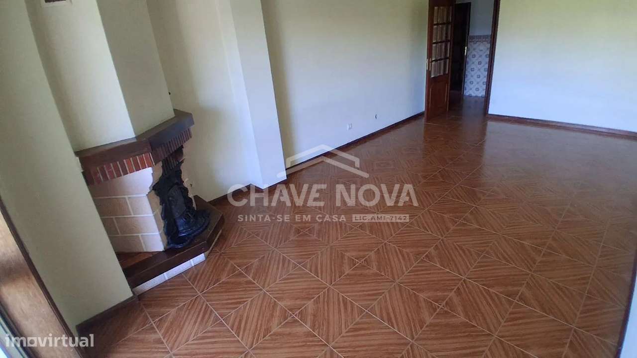 Apartamento T3 em Rio Tinto | Varanda | Garagem/Box | Próximo do Metro-13