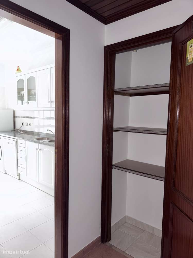 Apartamento T2 no centro Fundão - Grande imagem: 5/16