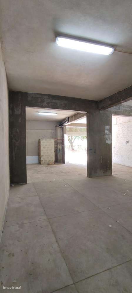 INVESTIMENTO - Venda de armazém arrendado (Lote 353) – Olivais Sul, Li - Grande imagem: 2/6