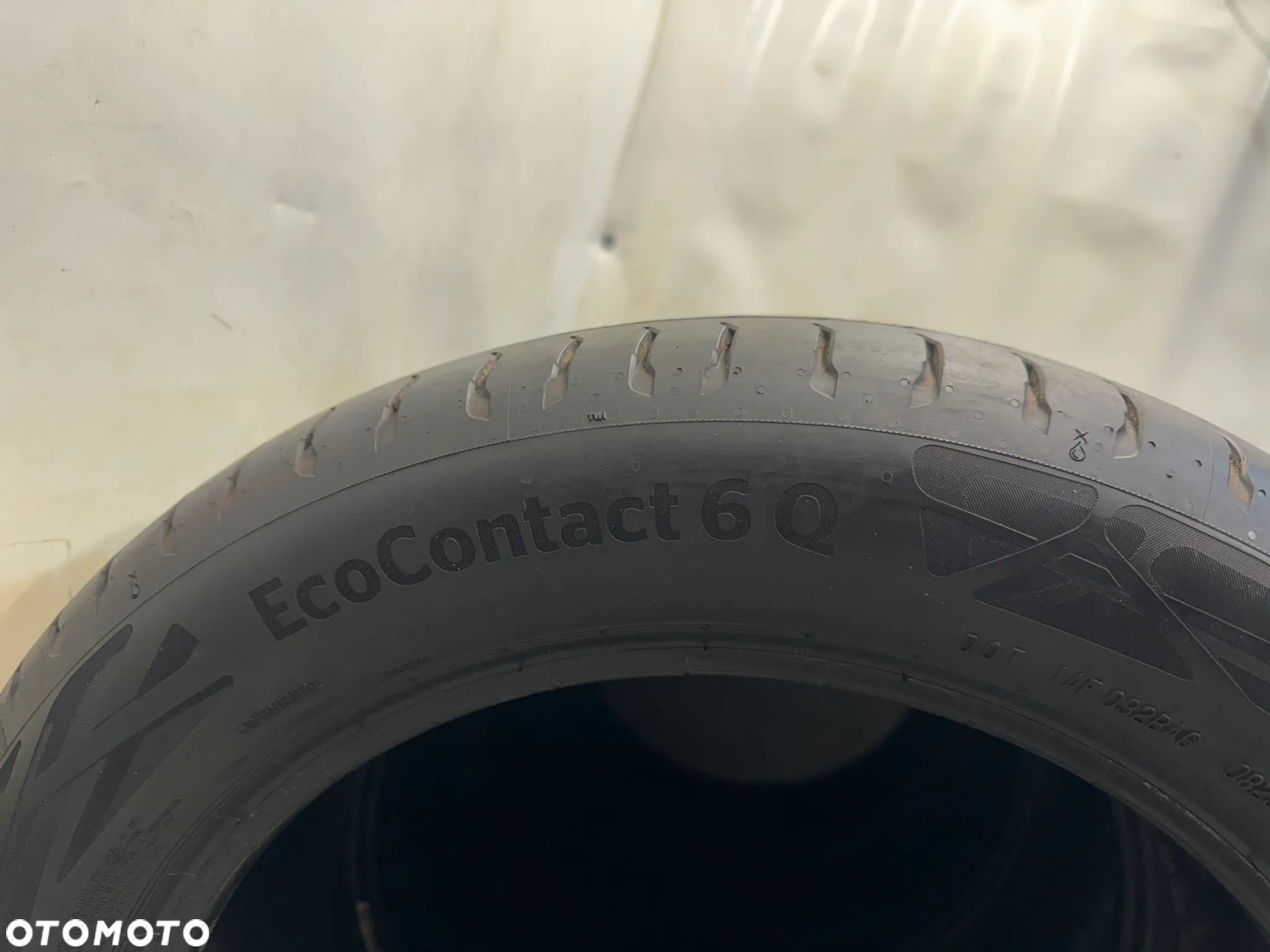 G-2744 215/55R17 94V CONTINENTAL ECOCONTACT 6Q - 4