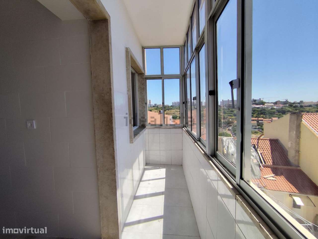 T2 vista rio, Metro Olaias - Grande imagem: 3/18