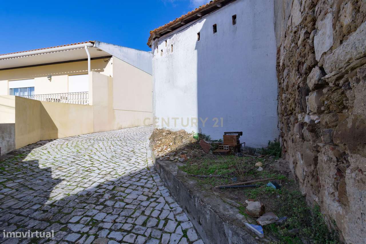 Moradia T2 em Maiorga, Alcobaça-17