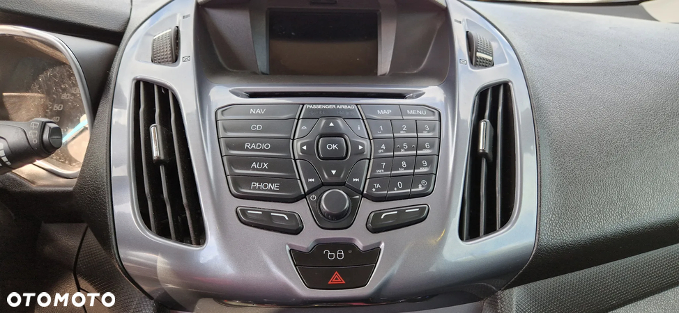 Ford Tourneo Connect Grand - 36