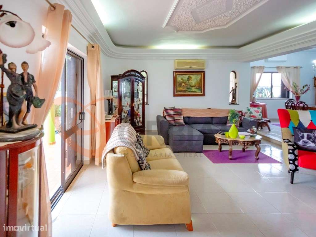 Moradia Isolada com 4 quartos para venda com Piscina, em Paderne, A... - Grande imagem: 4/47