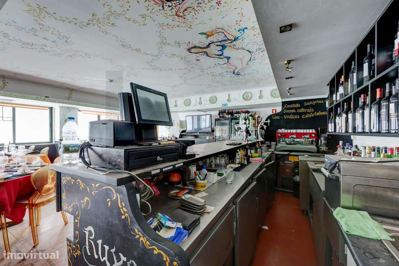 Restaurante totalmente equipado com 211m2 | Av. Duque de Loulé | Próxi - Grande imagem: 2/33
