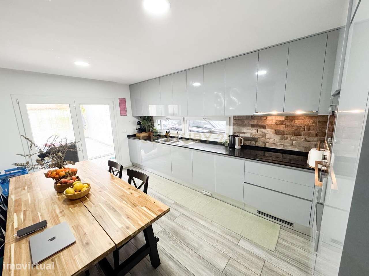 Moradia T3 + 1 contemporânea, numa Rua Sem Saída  – Fernão Ferro-5