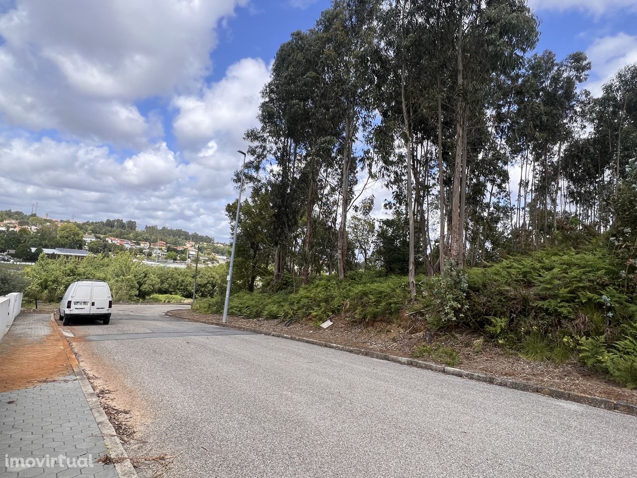 Terreno à rua de Bernardino Machado, Pedroso