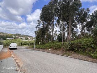 Terreno à rua de Bernardino Machado, Pedroso