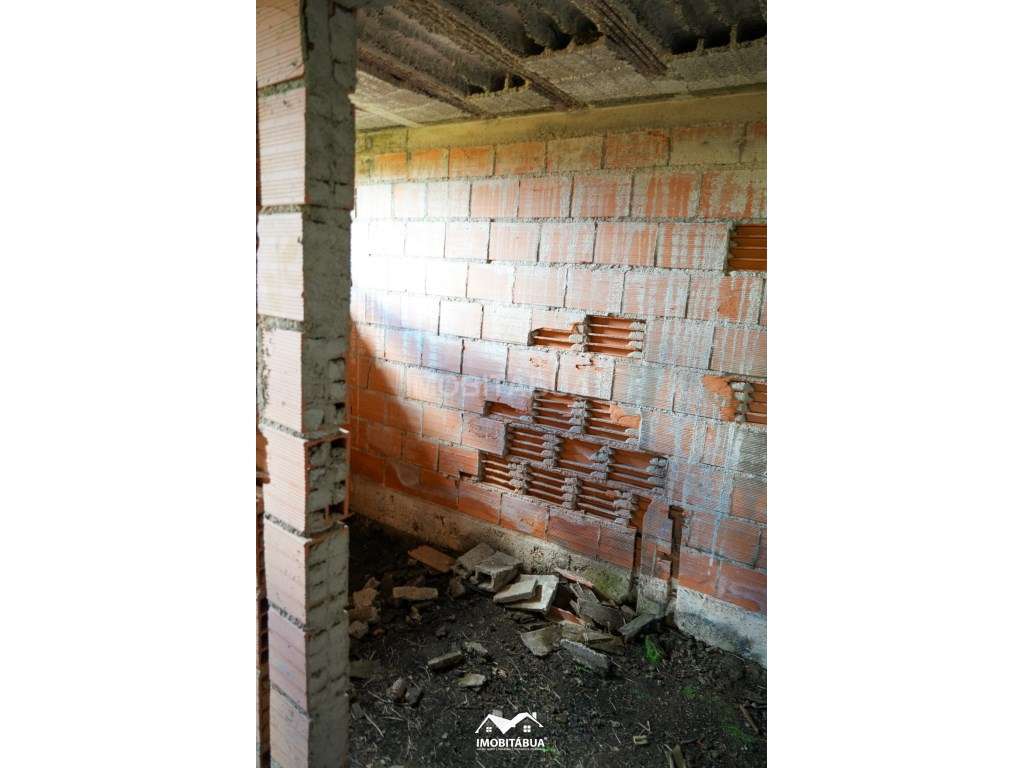 Propriedade de 4Ha com Moradia para reconstruir-20