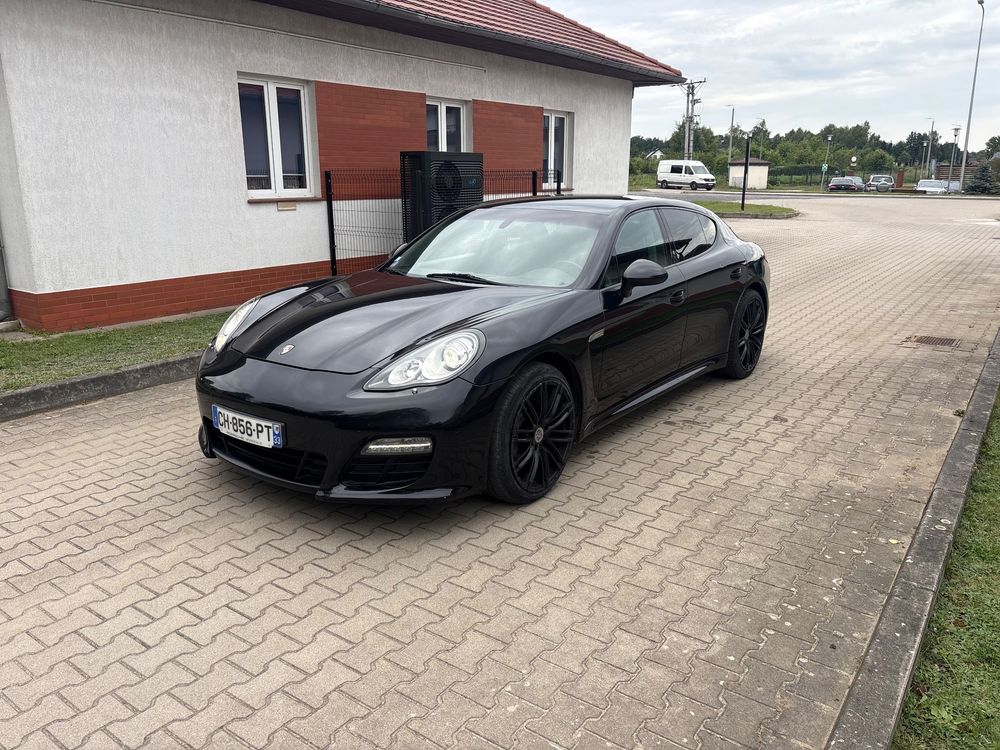 Porsche Panamera 4S PDK 2012