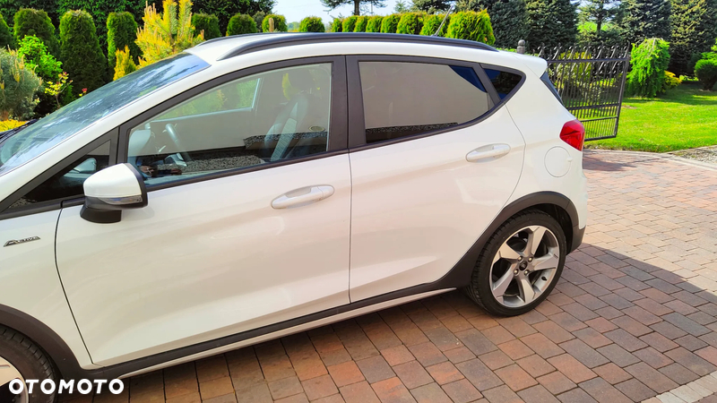 Ford Fiesta 1.0 EcoBoost S&S ACTIVE - 4