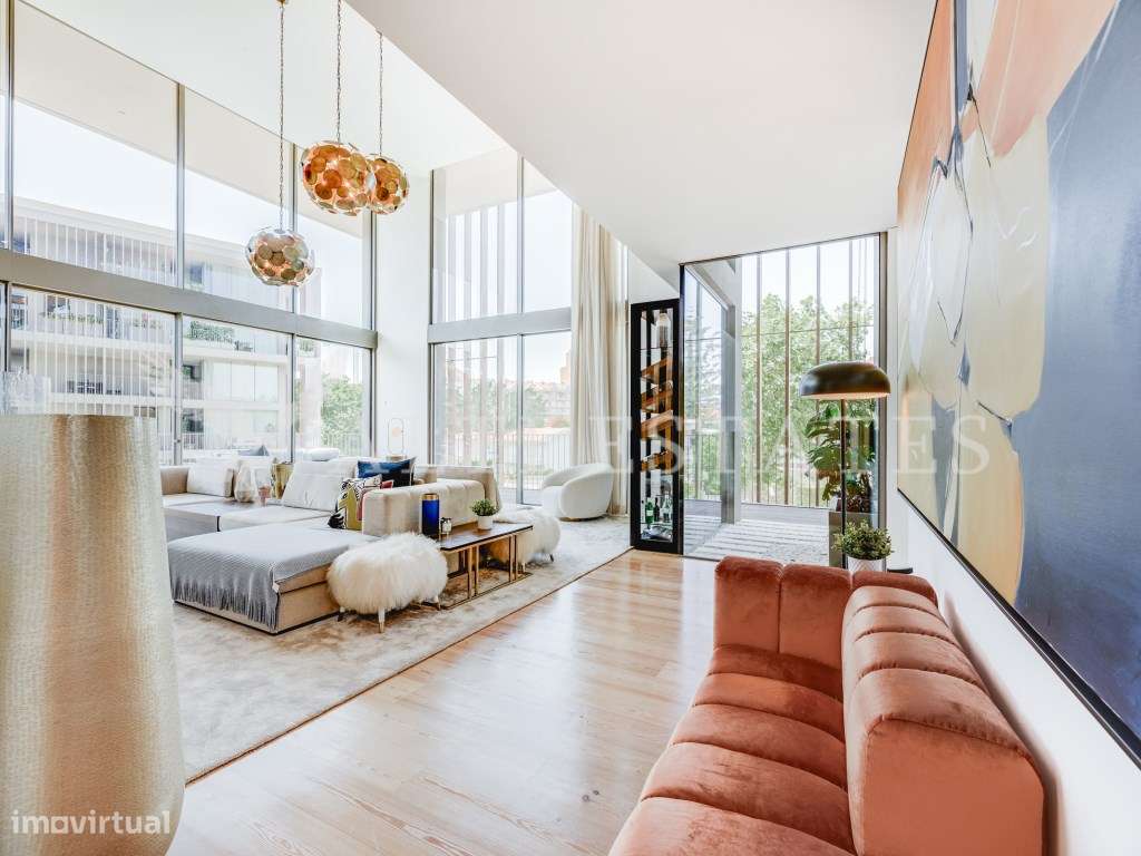 Incrível T4 Duplex no condomínio One Living Cascais com 460m² de ár... - Grande imagem: 4/45