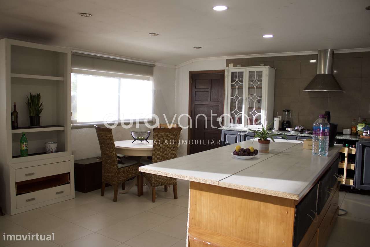 Propriedade Única – T6 + T2 com Piscina e Potencial Ilimitado - Grande imagem: 5/49