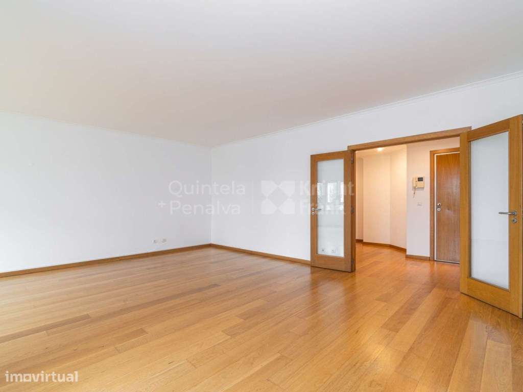 Apartamento T2 para arrendamento sem móveis em Linda a Velha - Grande imagem: 5/25