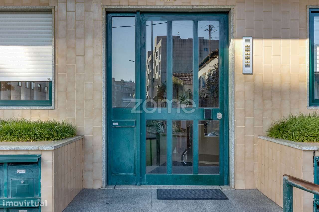 T2 com 90m2, Luminoso e bem cuidado - Ao Colégio Paulo VI – Gondoma... - Grande imagem: 4/21