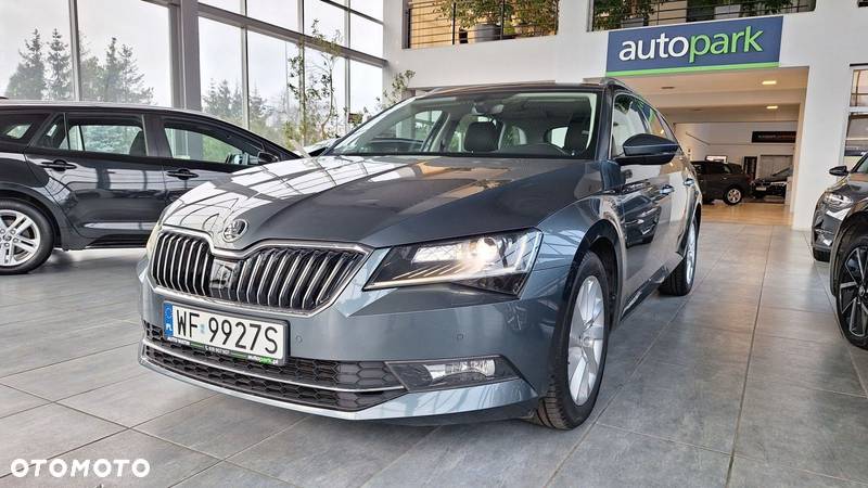 Skoda Superb 2.0 TDI Ambition DSG - 2