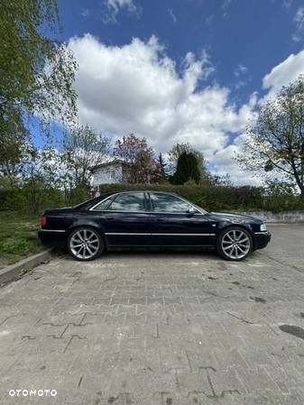 Audi A8 - 3