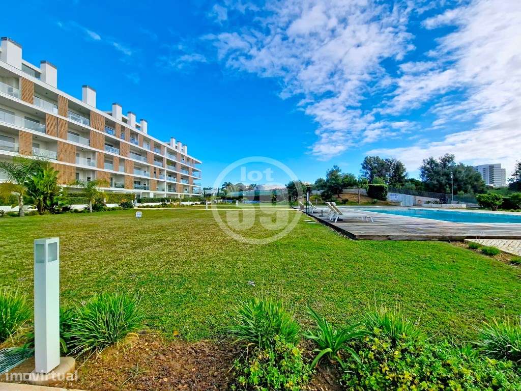 Fantástico apartamento com 3 quartos e inserido num bonito condomín...-29