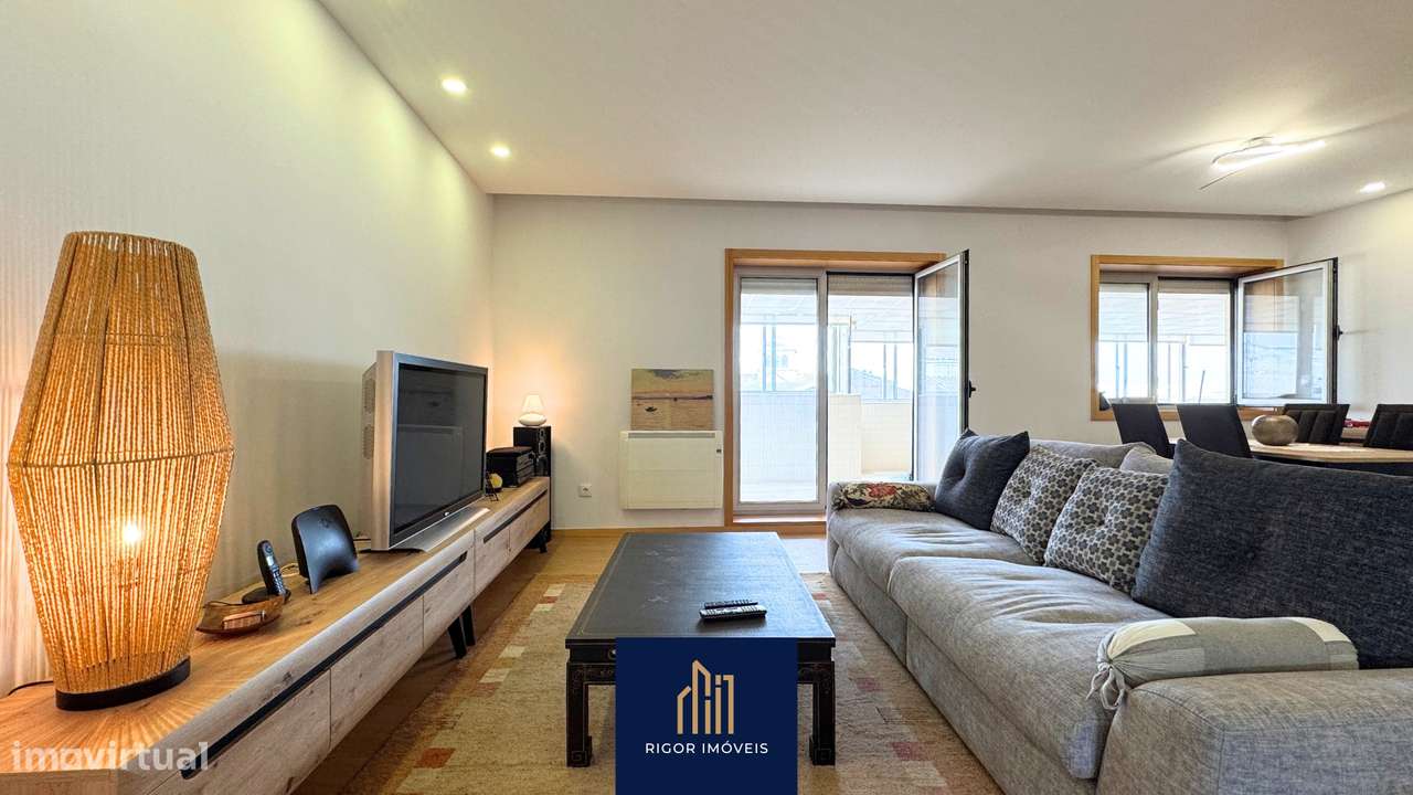Apartamento T3 - Renovado | Póvoa de Varzim - Centro | Exclusivo-31