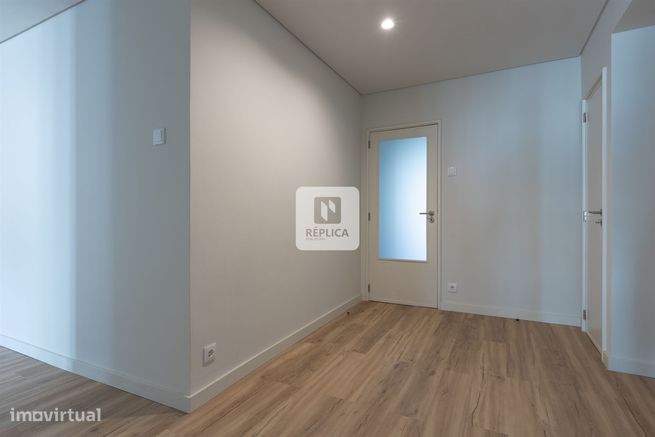Apartamento T3 renovado em Massarelos-9