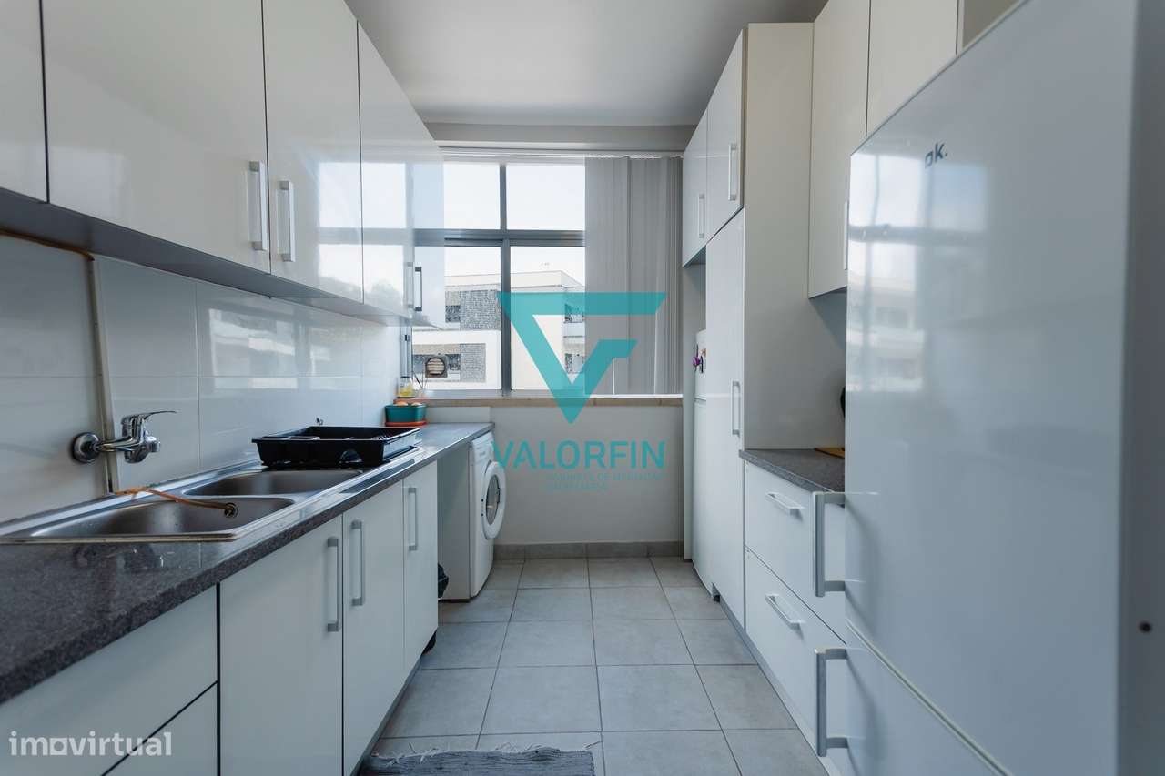 Apartamento T4 – Avenida Miguel Torga | Leiria - Grande imagem: 3/22