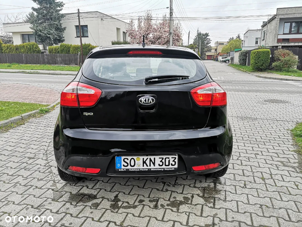 Kia Rio 1.2 Dream Team Edition - 6