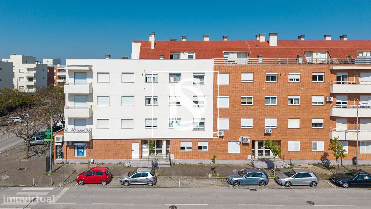 MAGNIFICO T4 DUPLEX URBANIZAÇÃO FONTE DA PRATA-51