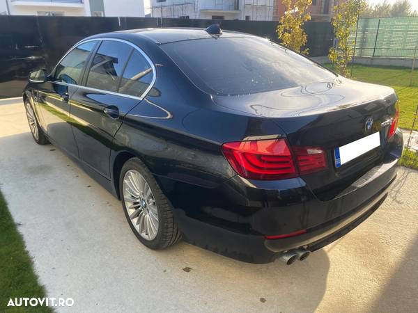 BMW Seria 5 520d - 5