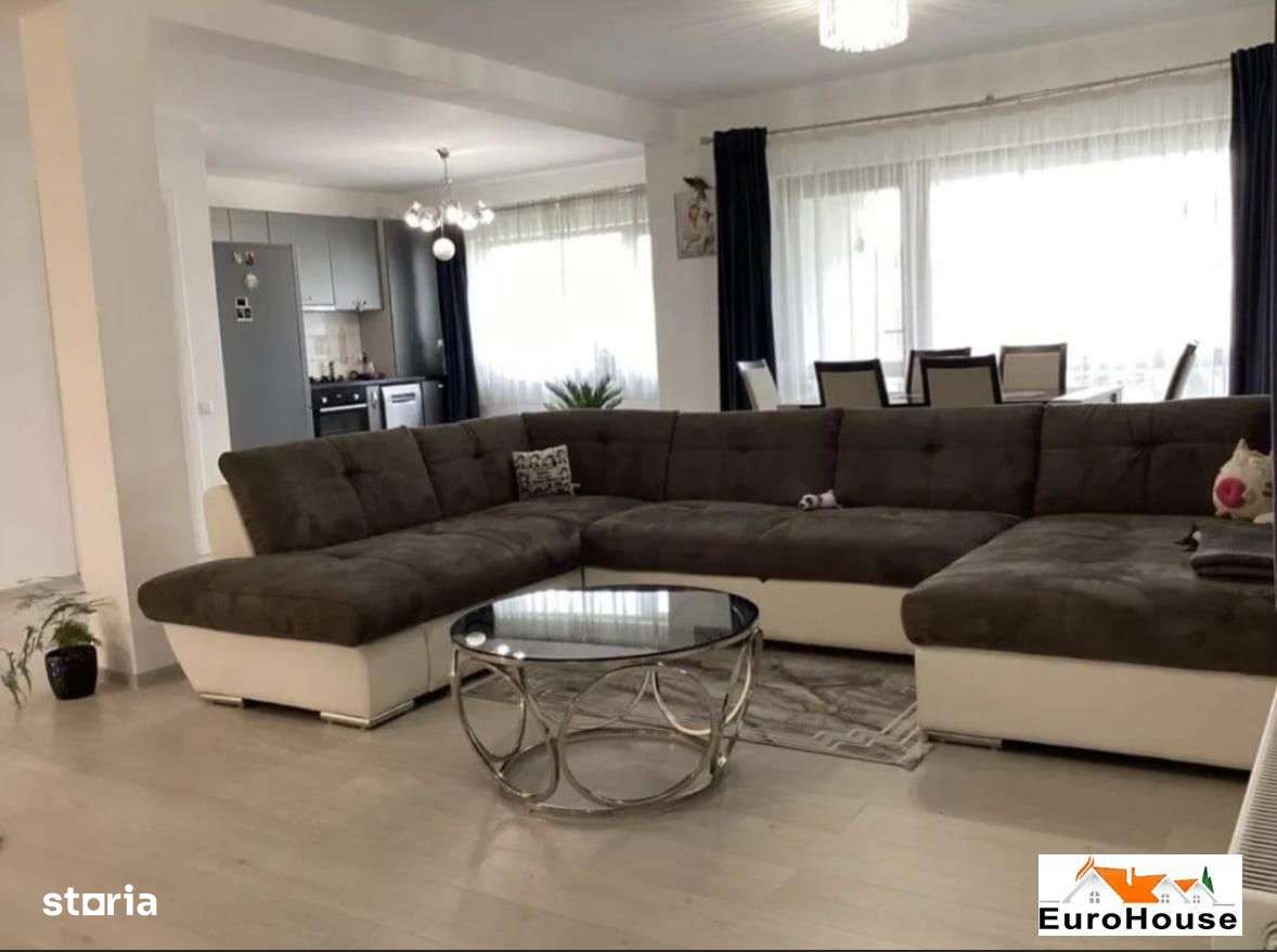 Casa de vanzare in Alba Iulia - Imagine principală: 3/8