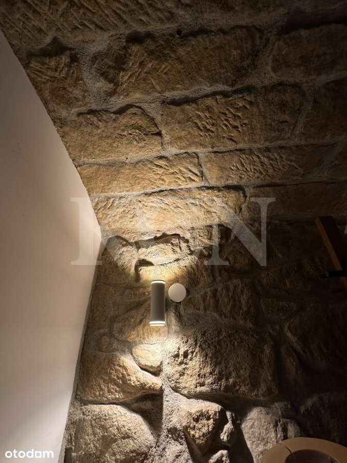 Urokliwy dom z zabudowaniami k. Złotoryi.-14