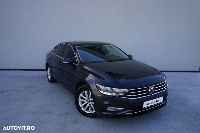 Volkswagen Passat - 8